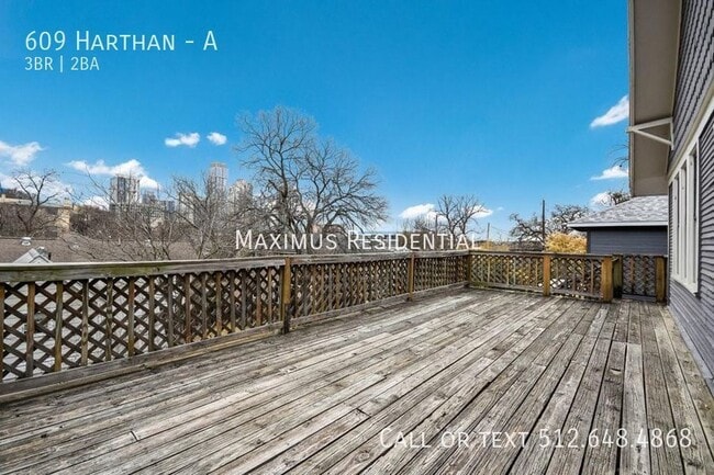 Building Photo - 609 Harthan-A