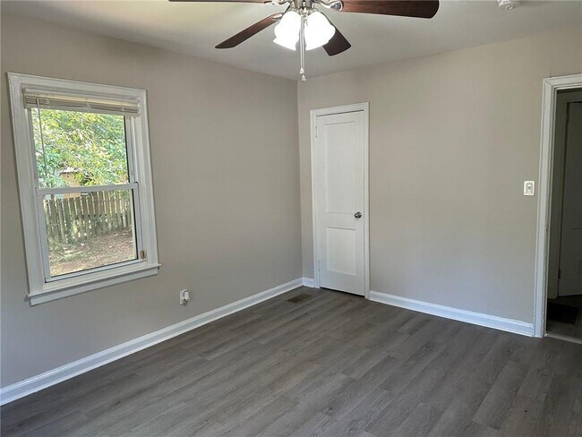 Building Photo - 4119 Brenda Dr