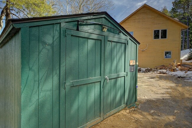 Building Photo - 508 Paiute Rd