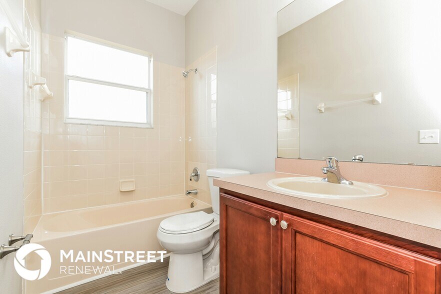 Building Photo - 196 Aurelia Ct