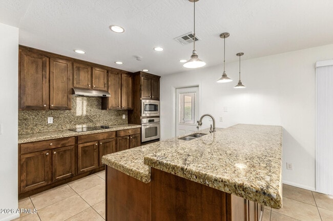 Building Photo - 6742 N 19th St