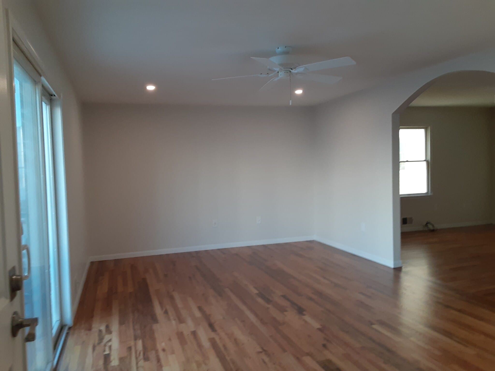 Living room - 89 Sumo Village Ct