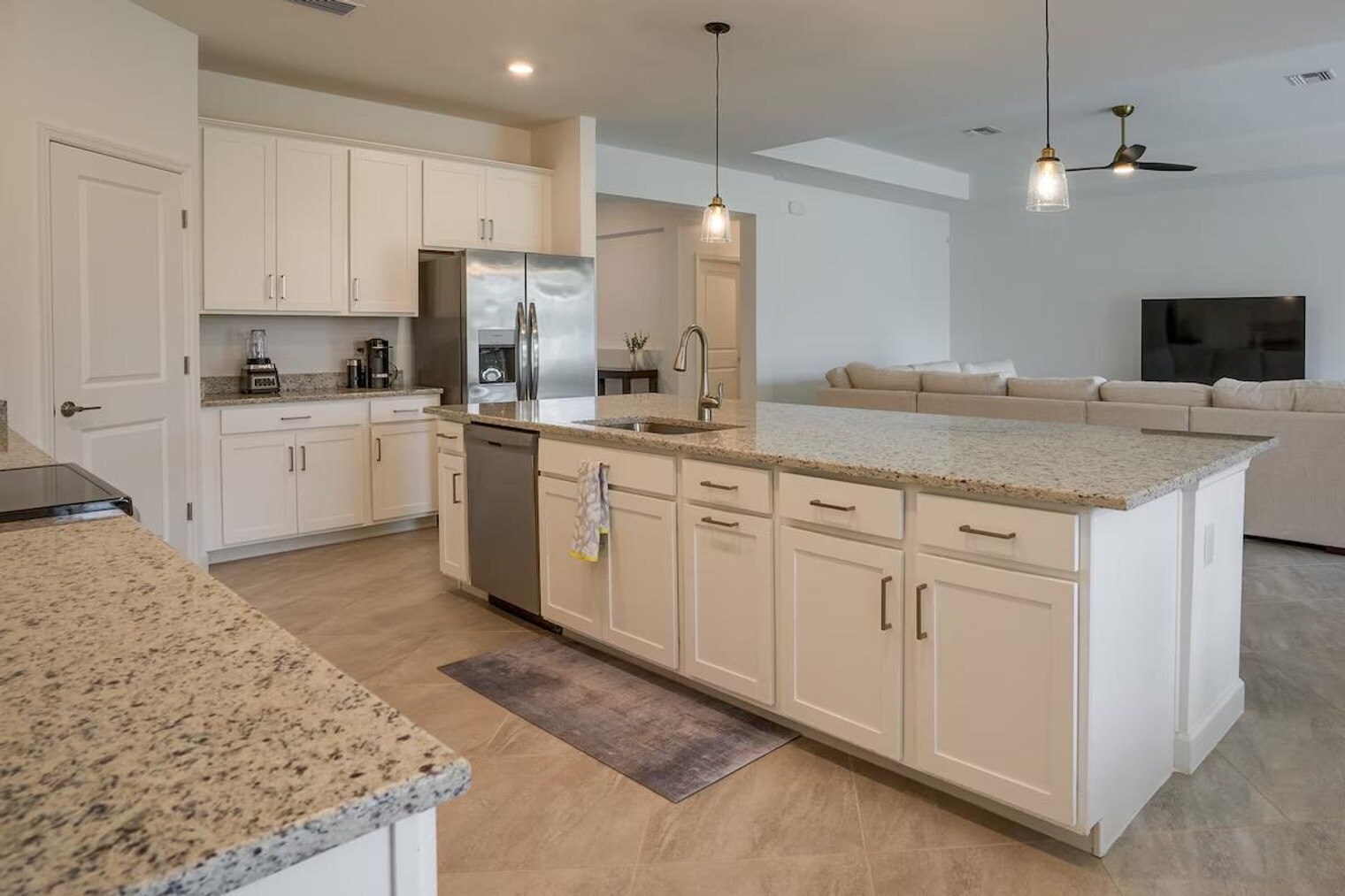 Building Photo - 11336 Canopy Loop