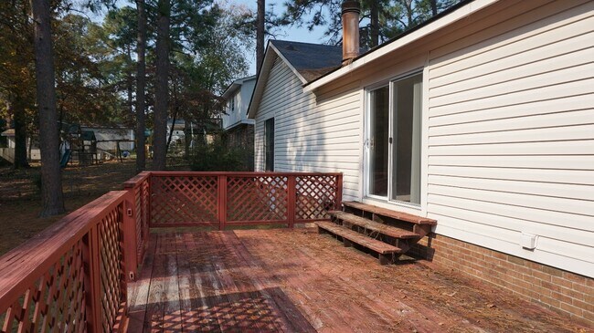 Building Photo - 417 Nottingham Dr