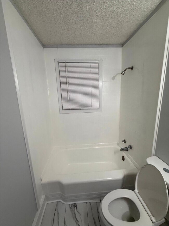 Building Photo - 3221 Wolfe St