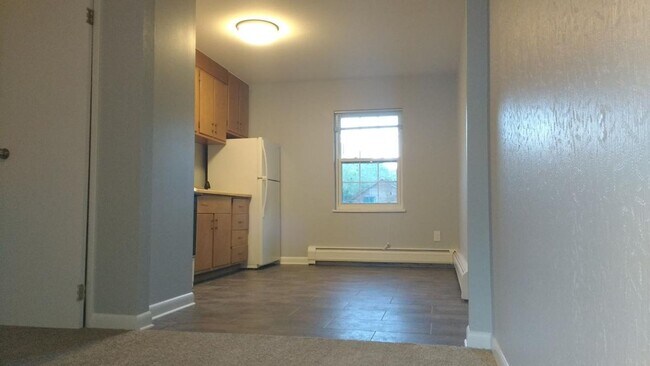 Building Photo - Cozy 2-Bedroom in Historic Georgetown – Mo...