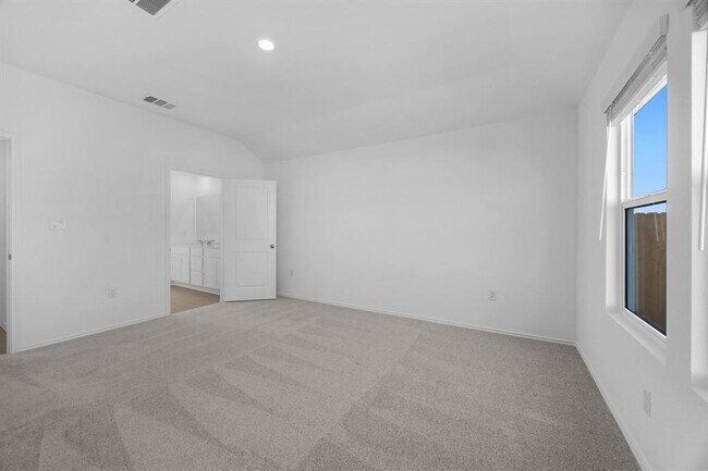 Building Photo - 209 Donnington Dr