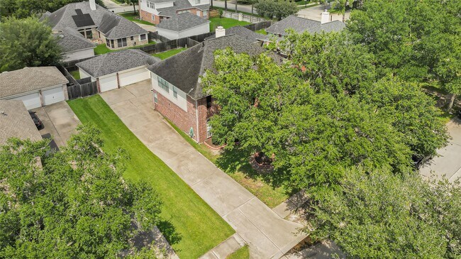 Building Photo - 17314 Laguna Trail Dr