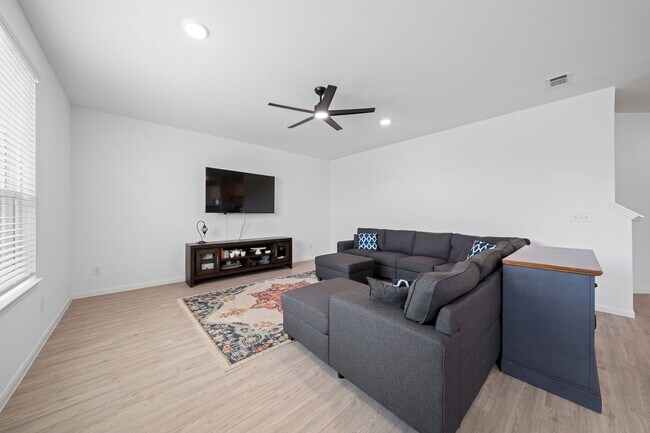 Building Photo - 23515 Weir Box Rd