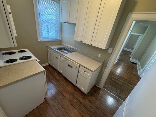 Building Photo - 3 Bedroom- OSU Campus