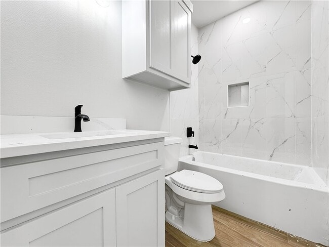 Building Photo - 6222 Sadie St