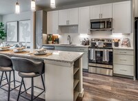 Building Photo - 7201 Lake Ridge Pkwy