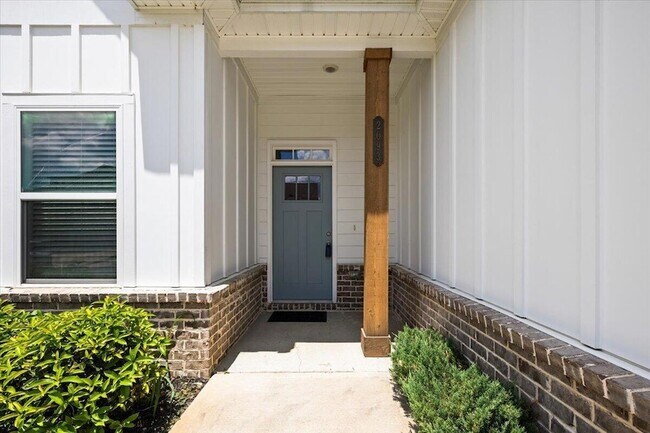 Building Photo - 2093 Firelight Wy