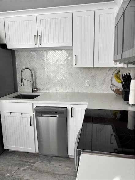 Building Photo - 304 53rd St W