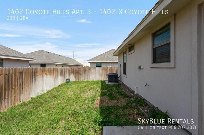 Building Photo - 1402 Coyote Hls