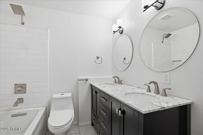 Building Photo - 1935 E El Parque Dr