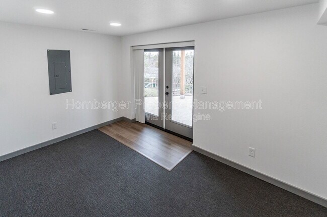 Building Photo - 3519 E 17th Ave