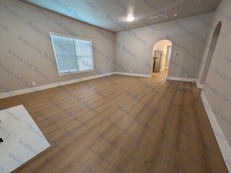 Large living room - 2608 19th Ave W
