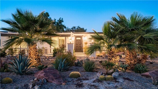 Building Photo - Pool Estate for Lease