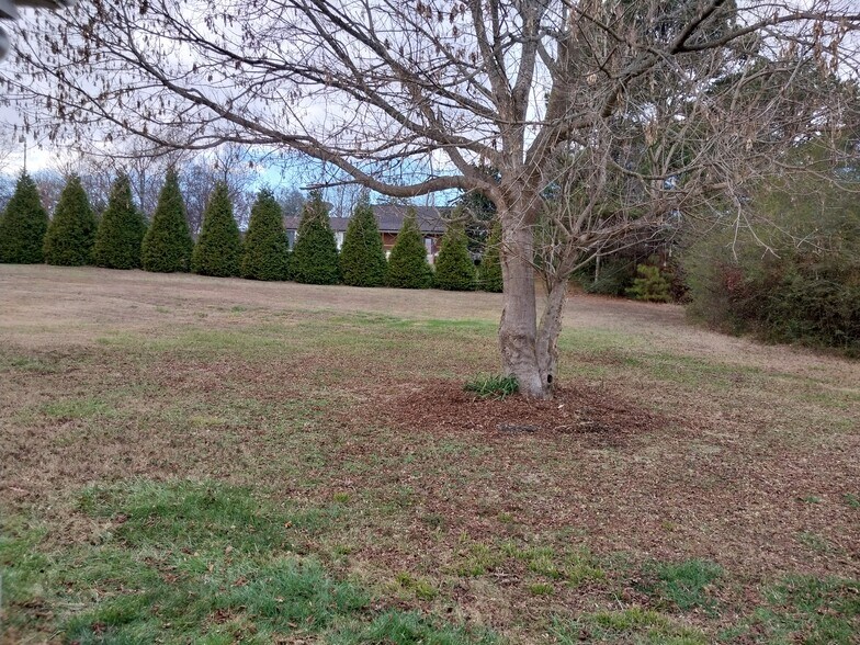 Building Photo - 9901 Hixson Pike