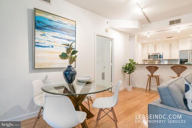 Building Photo - 1300 13th St NW