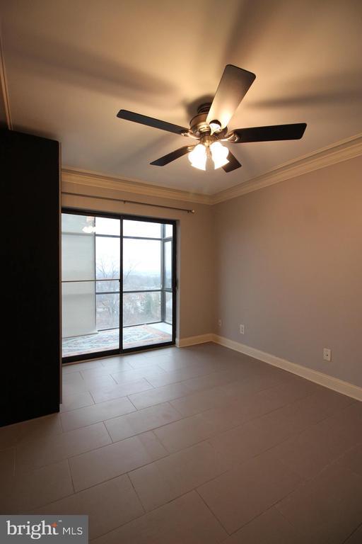 Building Photo - 3217 Wisconsin Ave