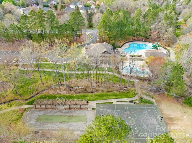 Building Photo - 1622 Wilburn Park Ln NW