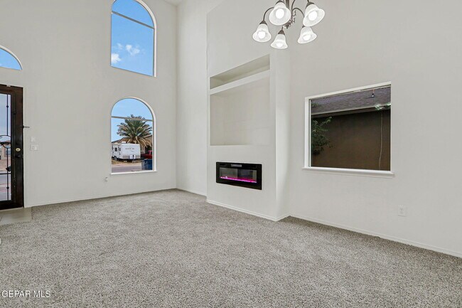 Building Photo - 14188 Strata Rock Dr