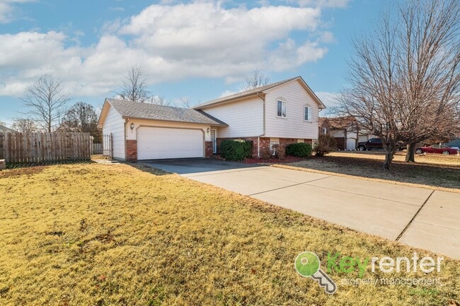 Building Photo - Beautifully Updated 3-Bedroom Bi-Level Home Near Wichita – Cul-de-Sac Location