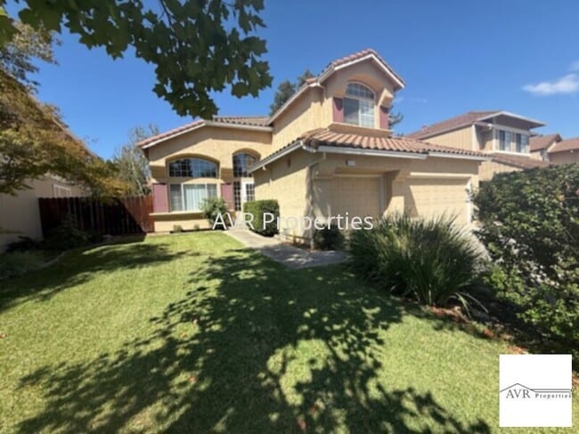 Building Photo - Beautiful Livermore home with plenty of space