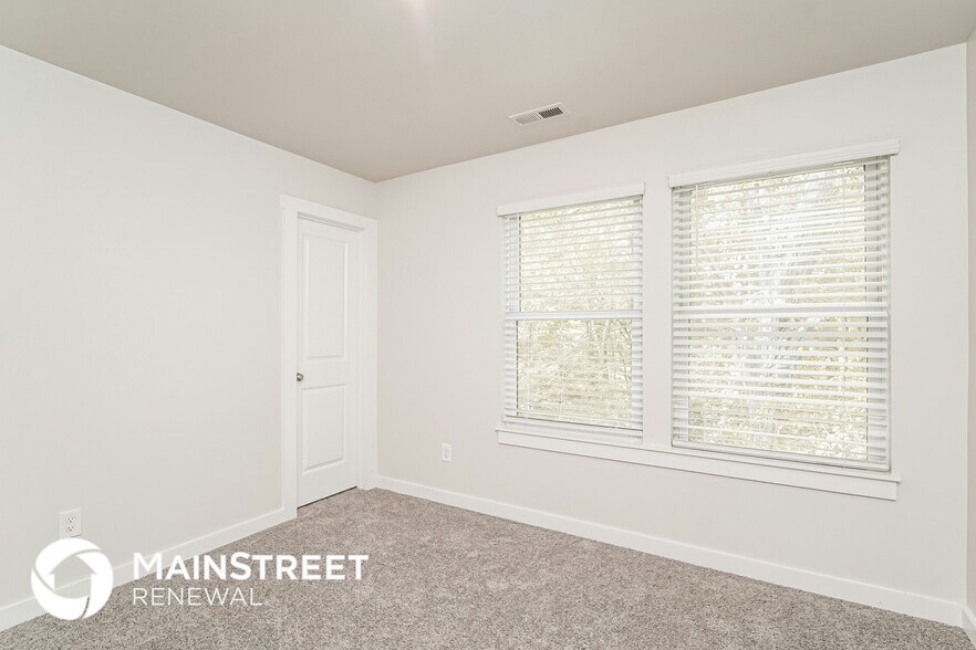 Building Photo - 6228 Coatbridge Ln