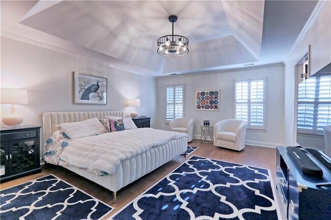 Building Photo - 5569 Julian Pl