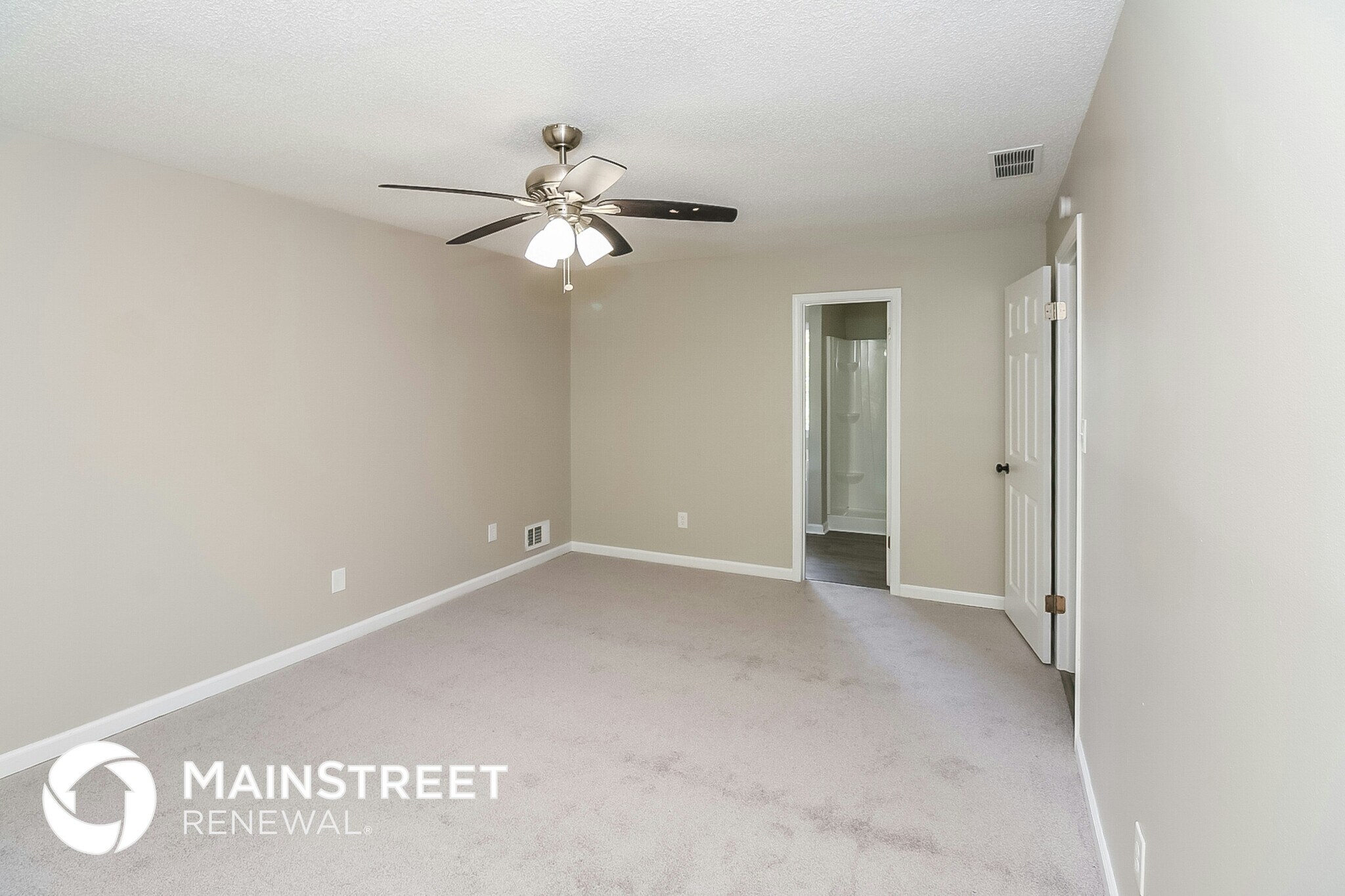 Building Photo - 10972 Clearwater Dr