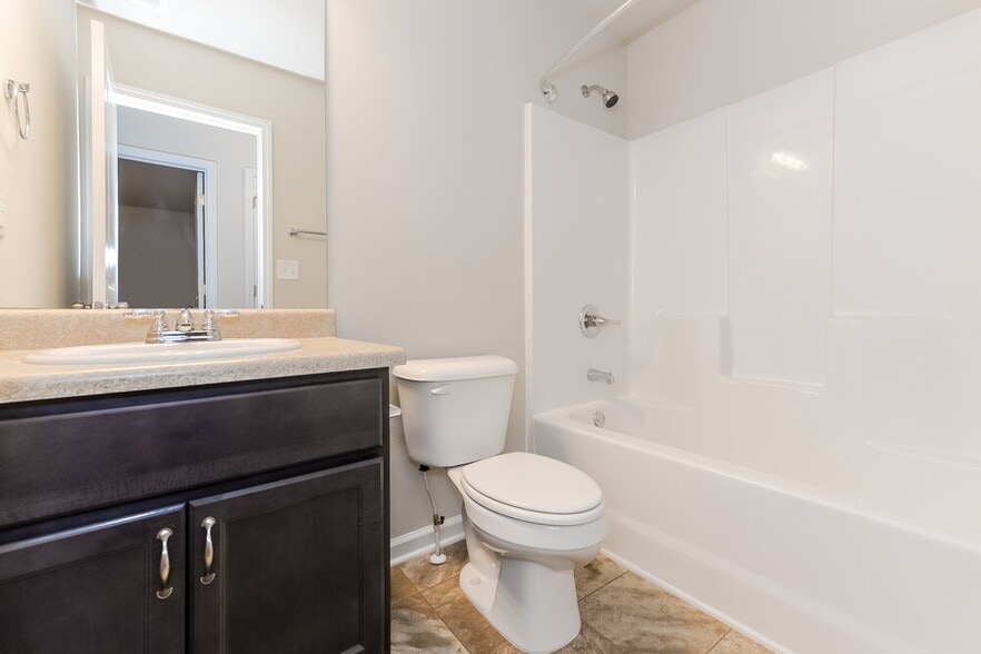 Building Photo - 180 Addy Ln