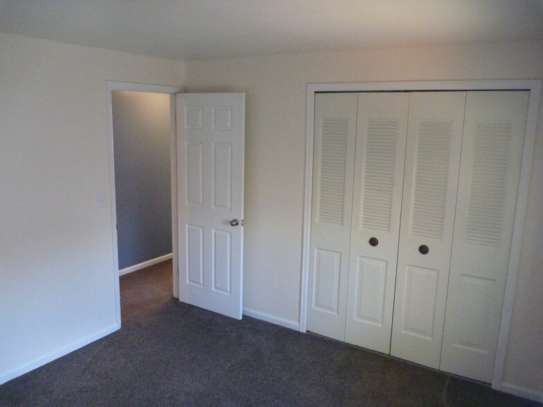 Bedroom 3 - 4871 W 98th Ave