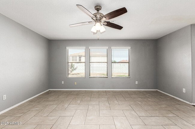 Building Photo - 2874 W Mineral Butte Dr