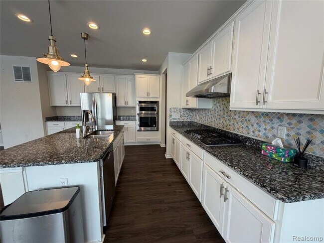 Building Photo - 19050 Denali Cir