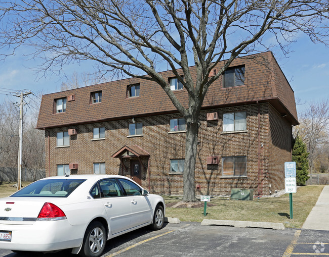 Building Photo - 1000-1010 Judson St