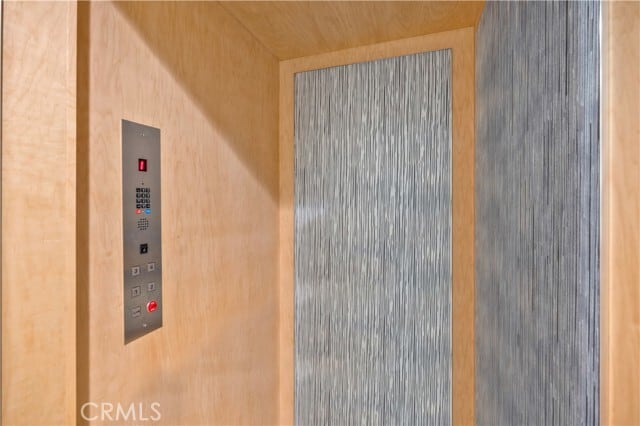 Building Photo - 332 Avenue E