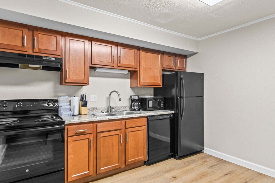 Building Photo - 2309 Cherry Hills Dr
