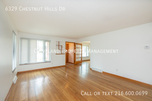 Building Photo - 6329 Chestnut Hills Dr