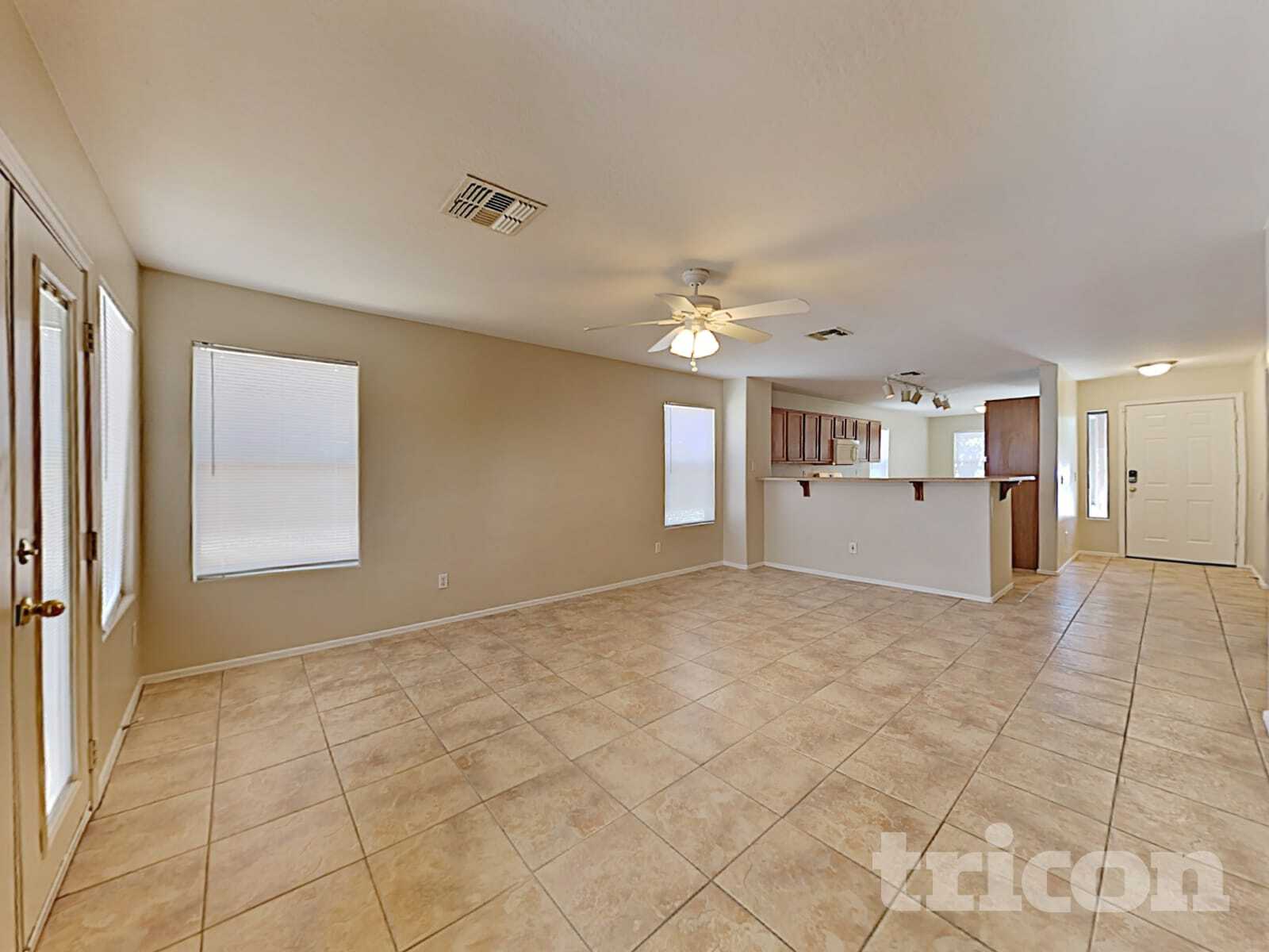 Building Photo - 6014 S 16th Ln