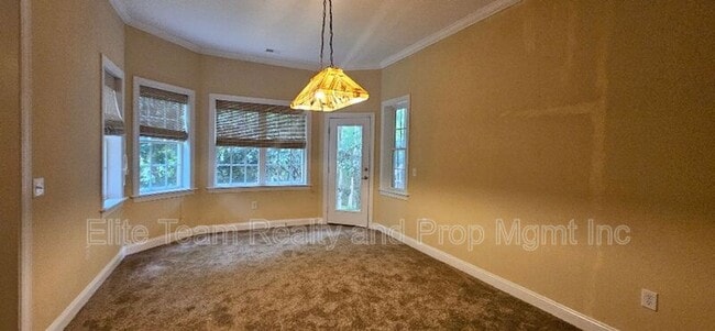 Building Photo - 6926 Linkside Ct