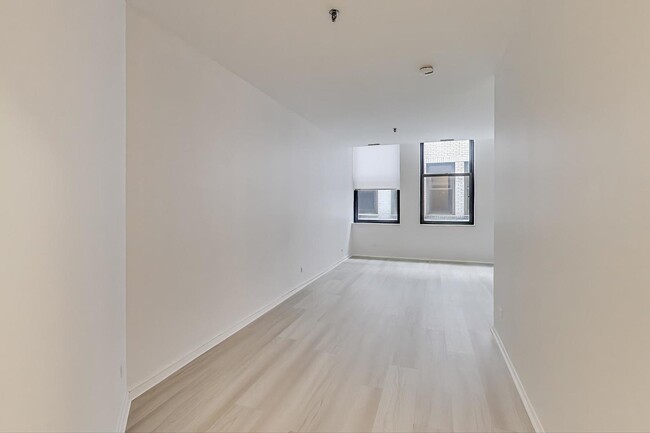 Building Photo - 780 S Federal St