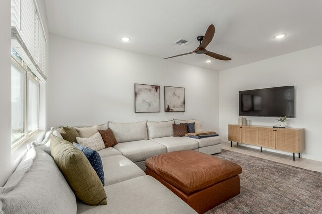 Building Photo - 4501 W Hunter Trl