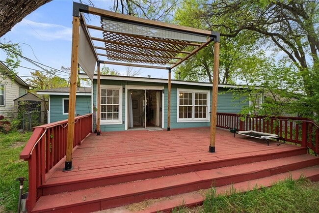 Building Photo - 2639 W 45th St