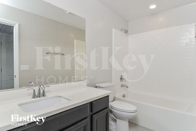 Building Photo - 7405 Osteville Bay Ct