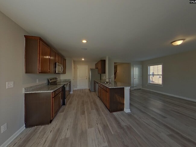 Building Photo - 422 Providence Plantation Cir