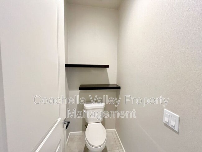 Building Photo - 74374 Xavier Ct