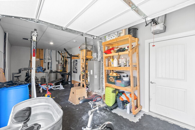 Building Photo - 3477 Eastwood Dr